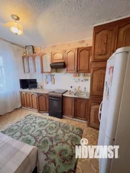 3-к квартира, вторичка, 64м2, 1/9 этаж