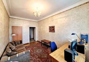 2-к квартира, вторичка, 58м2, 4/4 этаж