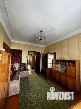 4-к квартира, вторичка, 100м2, 2/4 этаж