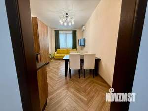 2-к квартира, вторичка, 87м2, 1/3 этаж