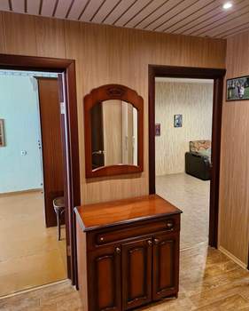 3-к квартира, вторичка, 61м2, 1/5 этаж