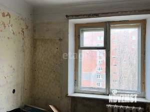 4-к квартира, вторичка, 61м2, 5/5 этаж