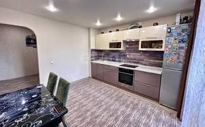 2-к квартира, вторичка, 62м2, 1/9 этаж