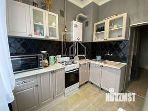 2-к квартира, вторичка, 77м2, 2/4 этаж