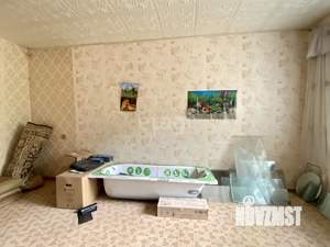 3-к квартира, вторичка, 64м2, 1/9 этаж