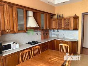 3-к квартира, вторичка, 114м2, 2/5 этаж