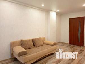 2-к квартира, вторичка, 37м2, 1/3 этаж
