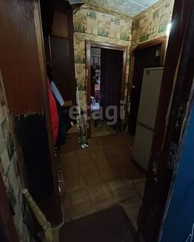 4-к квартира, вторичка, 61м2, 5/5 этаж