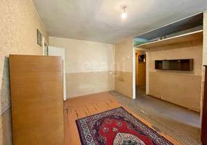 2-к квартира, вторичка, 43м2, 1/4 этаж
