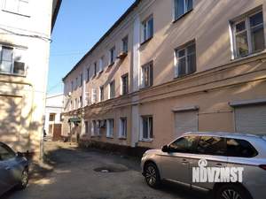 2-к квартира, вторичка, 37м2, 1/3 этаж