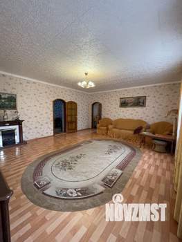 4-к квартира, вторичка, 128м2, 2/6 этаж