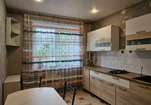 3-к квартира, вторичка, 63м2, 2/10 этаж