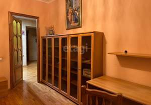 4-к квартира, вторичка, 102м2, 2/5 этаж