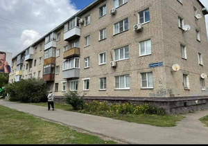 3-к квартира, вторичка, 57м2, 1/4 этаж