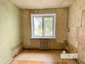 3-к квартира, вторичка, 64м2, 1/9 этаж