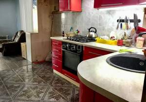 4-к квартира, вторичка, 61м2, 1/5 этаж