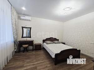 3-к квартира, вторичка, 110м2, 2/4 этаж