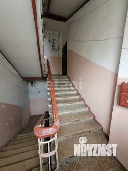 4-к квартира, вторичка, 100м2, 2/4 этаж