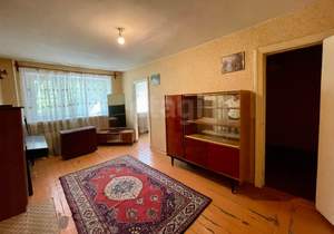 2-к квартира, вторичка, 43м2, 1/4 этаж