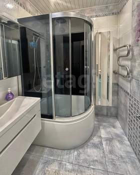2-к квартира, вторичка, 69м2, 8/17 этаж