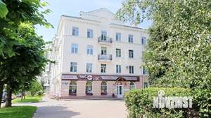 2-к квартира, вторичка, 42м2, 1/4 этаж
